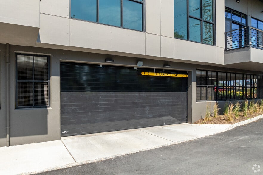 More Photos Of 630 Washington Ave, Belleville Apartments For Lease