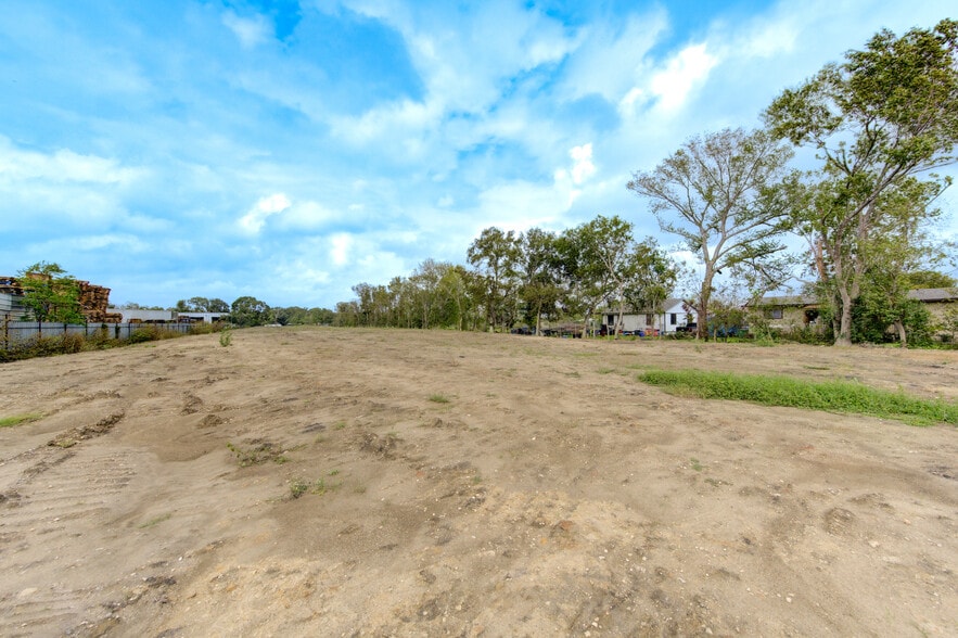 More Photos Of 4415 Schurmier Rd, Houston Land For Sale