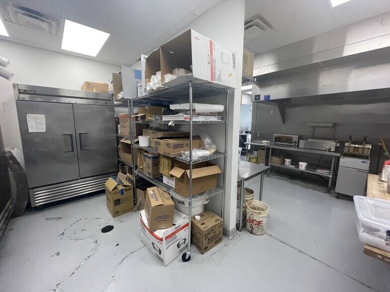 More Photos Of 869 S Turf Farm Rd, Payson Restaurant For Sale