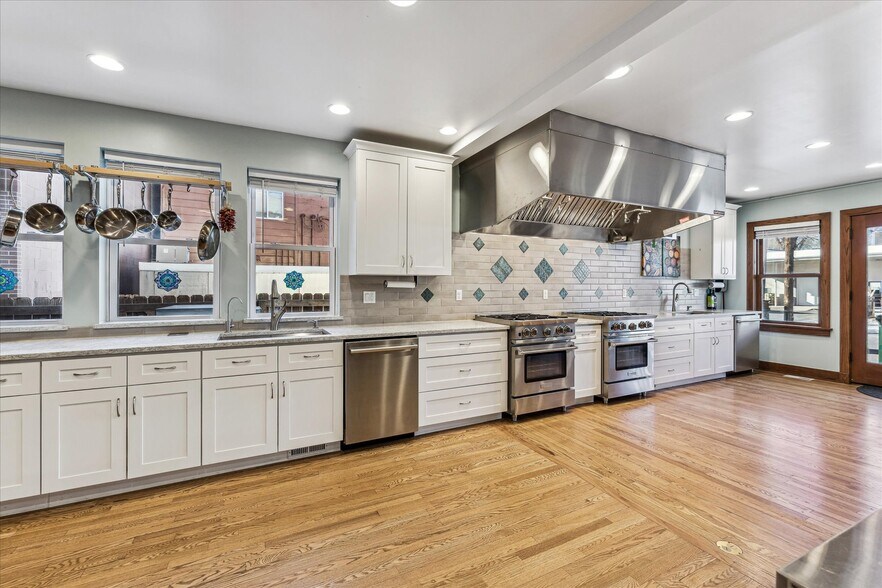 More Photos Of 5613 Olde Wadsworth Blvd, Arvada Storefront Retail Office For Sale