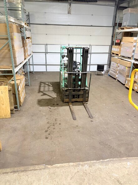 More Photos Of 200 E 2nd St, Rochester Freestanding For Lease