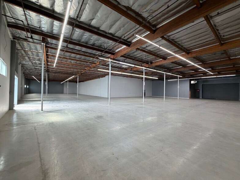 More Photos Of 4900 W 147th St, Hawthorne Service For Lease