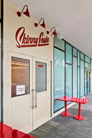 More Photos Of 2920-2950 NE 207th St, Aventura Unknown For Lease
