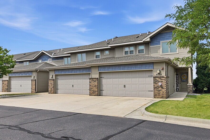 More Photos Of 725 Roberts Rd, Sartell Apartments For Sale