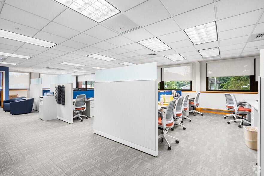 More Photos Of 500 Bic Dr, Milford Warehouse For Lease