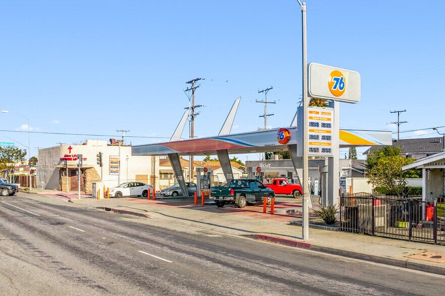 More Photos Of 502 W Rosecrans Ave, Compton Service Station For Sale