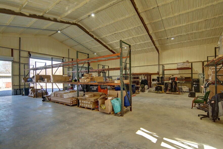 More Photos Of 4262 Burleson Retta Rd, Burleson Flex For Sale