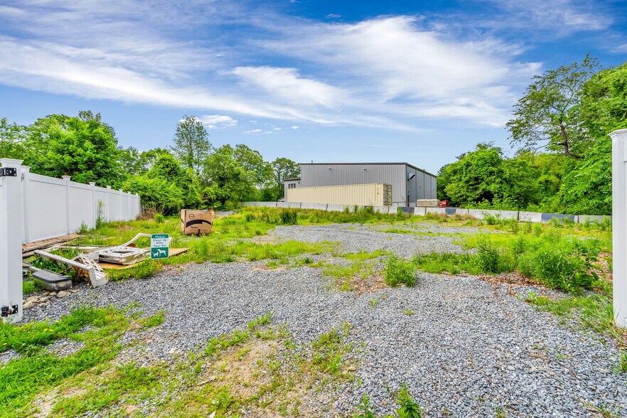 More Photos Of 1190 Liberty Square Rd, Boxborough Warehouse For Sale