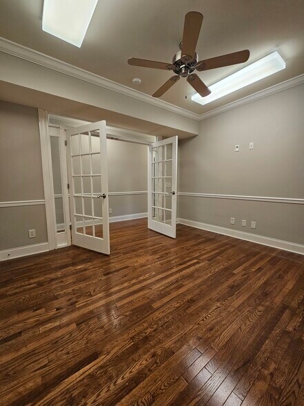 More Photos Of 321 Billingsly Ct, Franklin Loft Creative Space For Lease