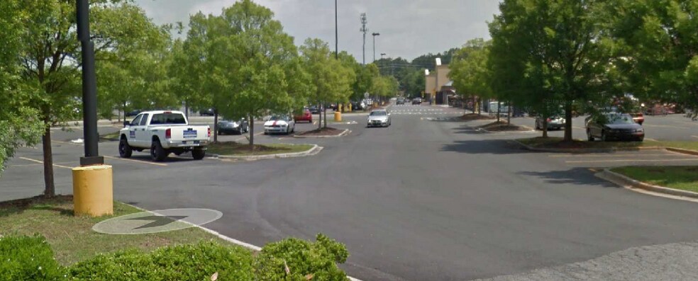 More Photos Of 5230-5250 Windward Pky, Alpharetta Unknown For Lease