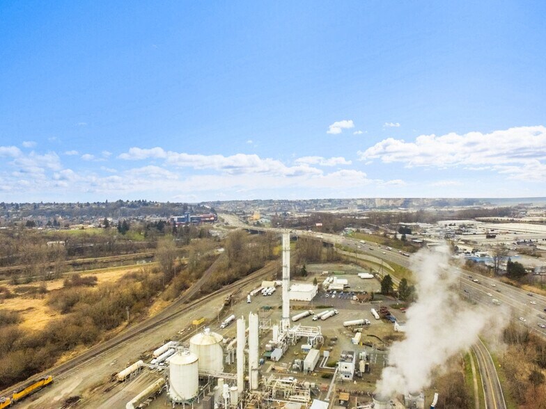 More Photos Of 3077 20th St E, Fife Warehouse For Lease