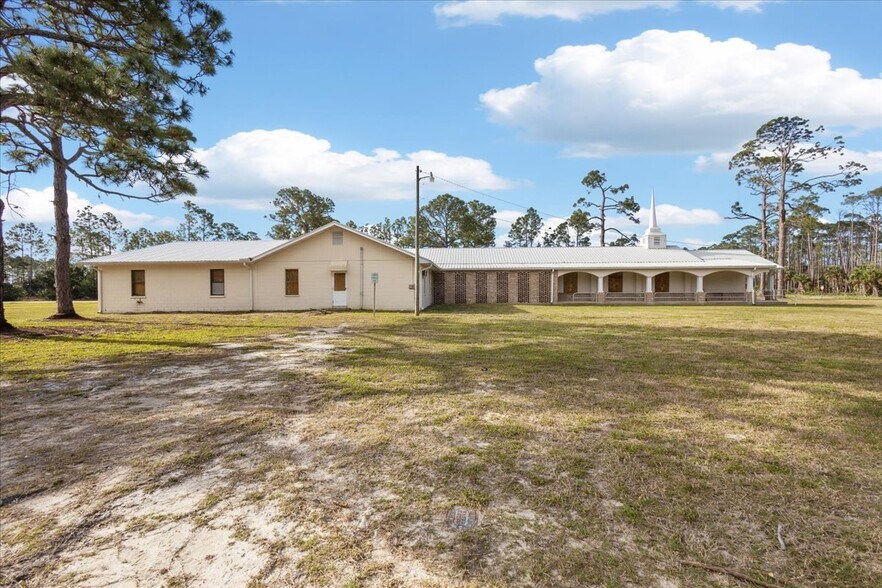More Photos Of 21070 Beach Rd, Perry Specialty For Sale