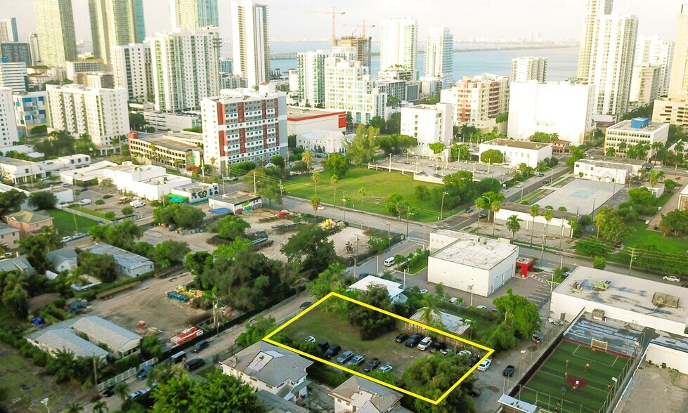 Primary Photo Of 144 NE 22nd St, Miami Land For Sale