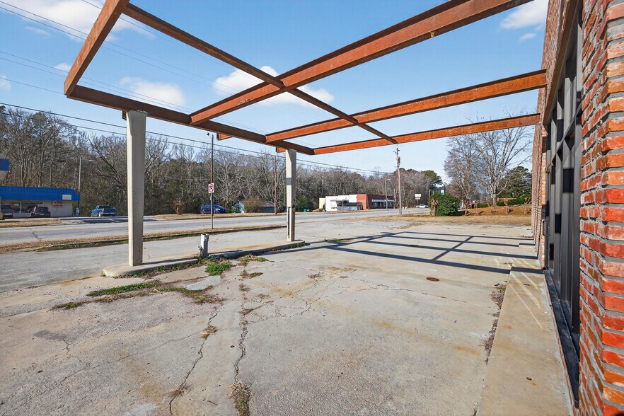 More Photos Of 4800 Lamb Ave, Union Point Service For Sale