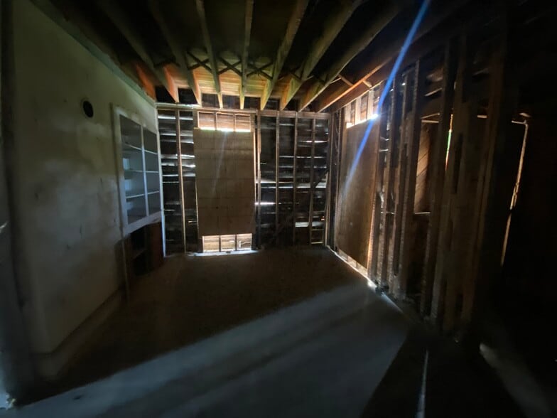 More Photos Of 203 Harpersville Rd, Newport News Office Residential For Lease