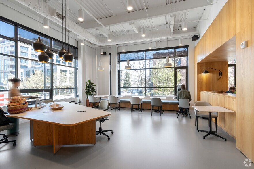 Photo of 2nd Floor Ste Coworking No Reserve