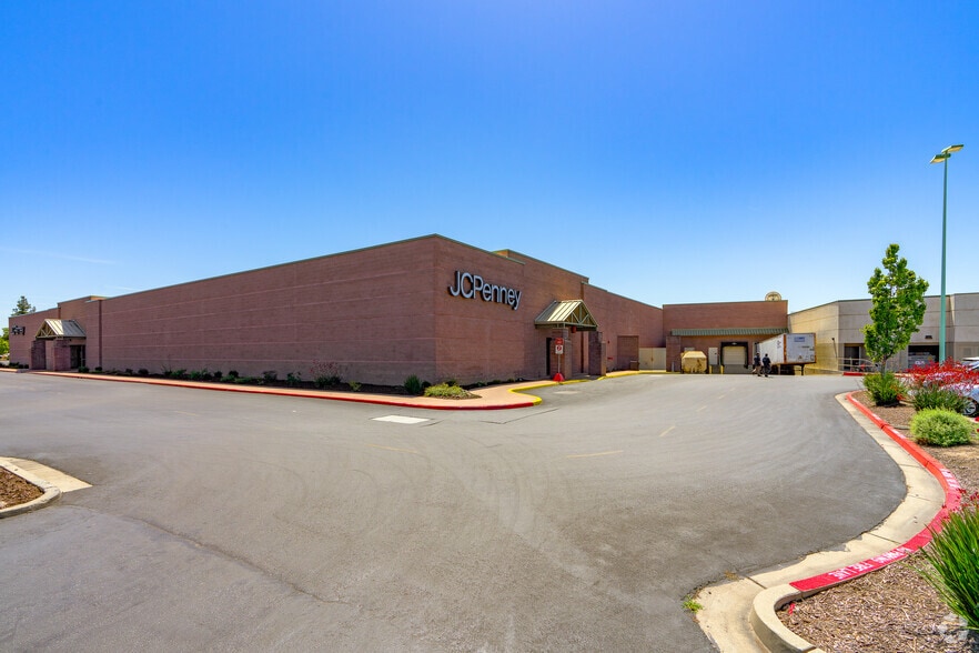 More Photos Of 1215 Colusa Ave, Yuba City Unknown For Lease