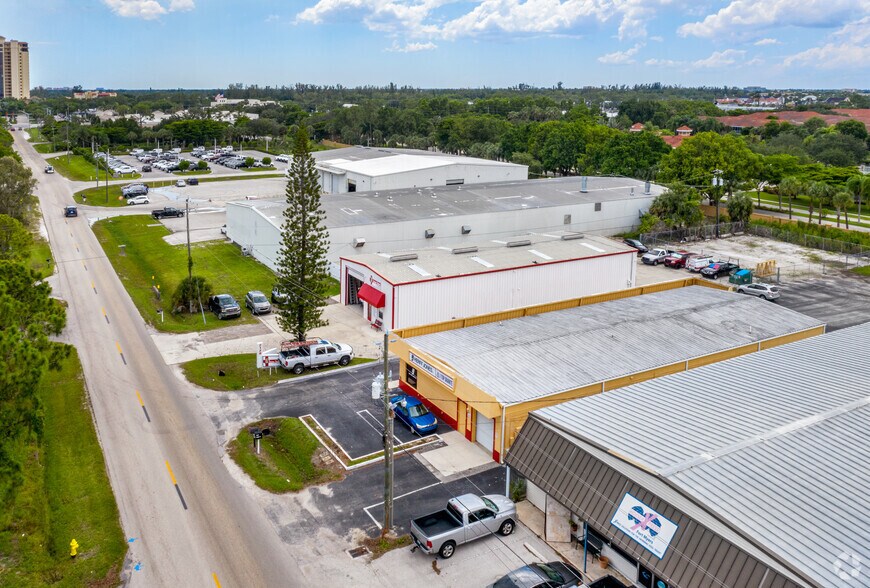 More Photos Of 2126 Andrea Ln, Fort Myers General Retail For Lease