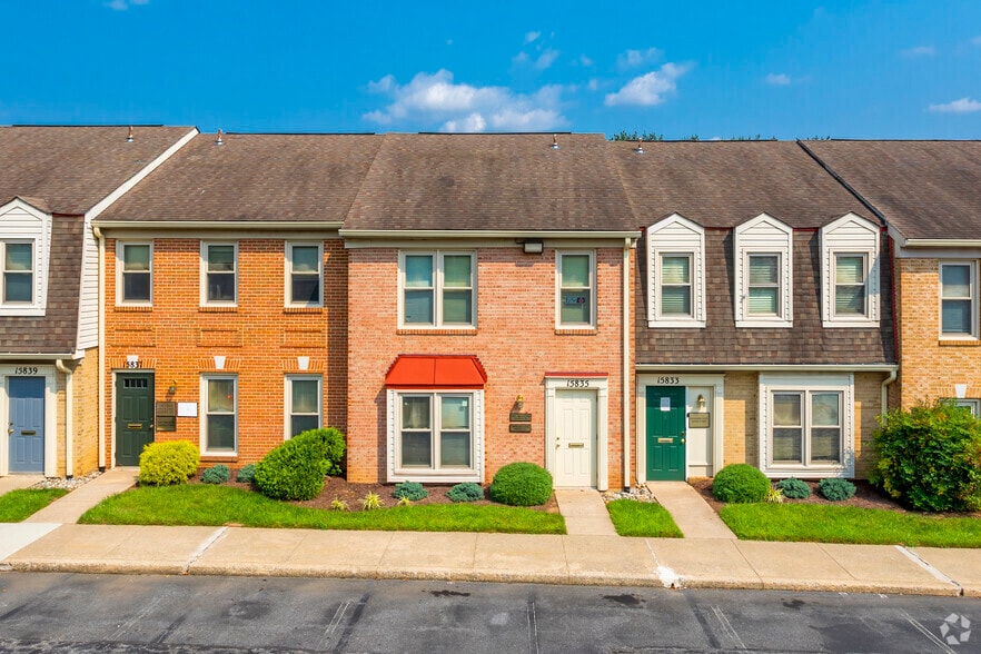 More Photos Of 15829-15843 Crabbs Branch Way, Rockville Medical For Sale