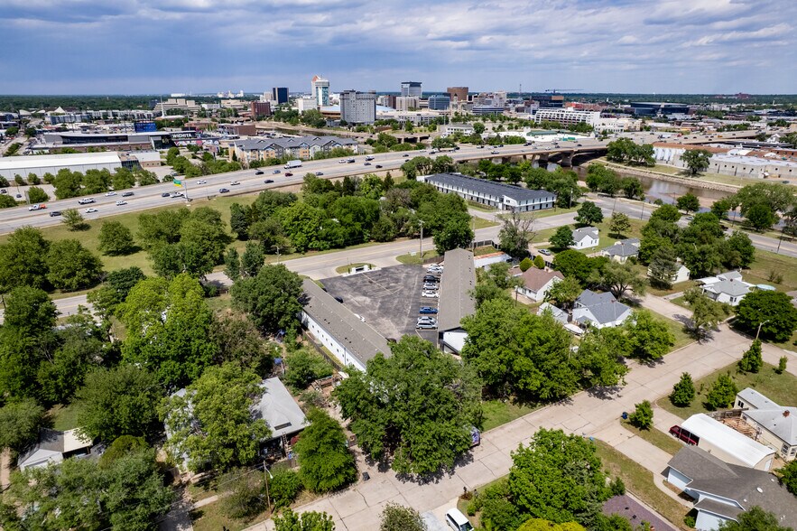 More Photos Of 425 W Taft St, Wichita Apartments For Sale