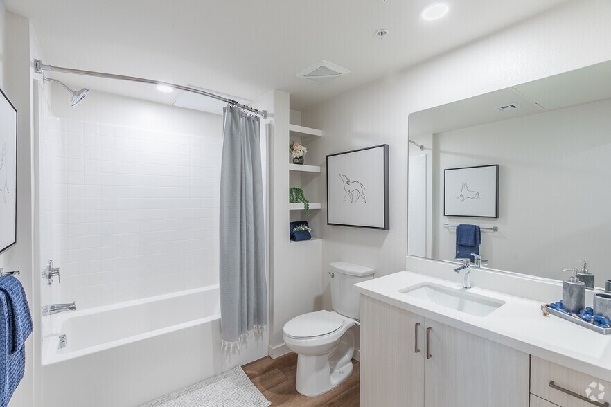 More Photos Of 1445 Town Center Dr, Chula Vista Apartments For Lease