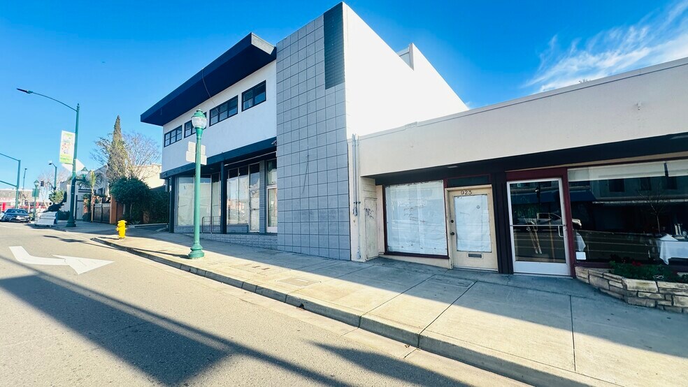 More Photos Of 937 A St, Hayward Storefront Retail Office For Lease