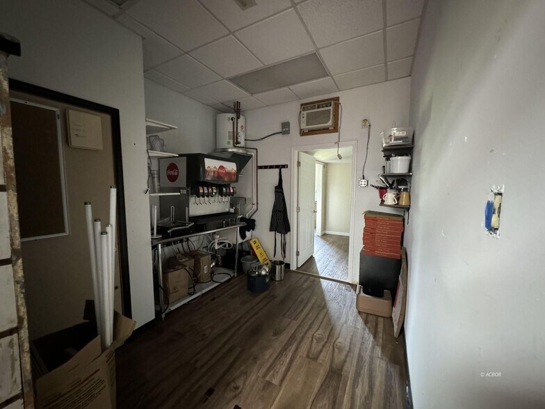 More Photos Of 3103 Centenary Rd, Gallipolis Restaurant For Sale