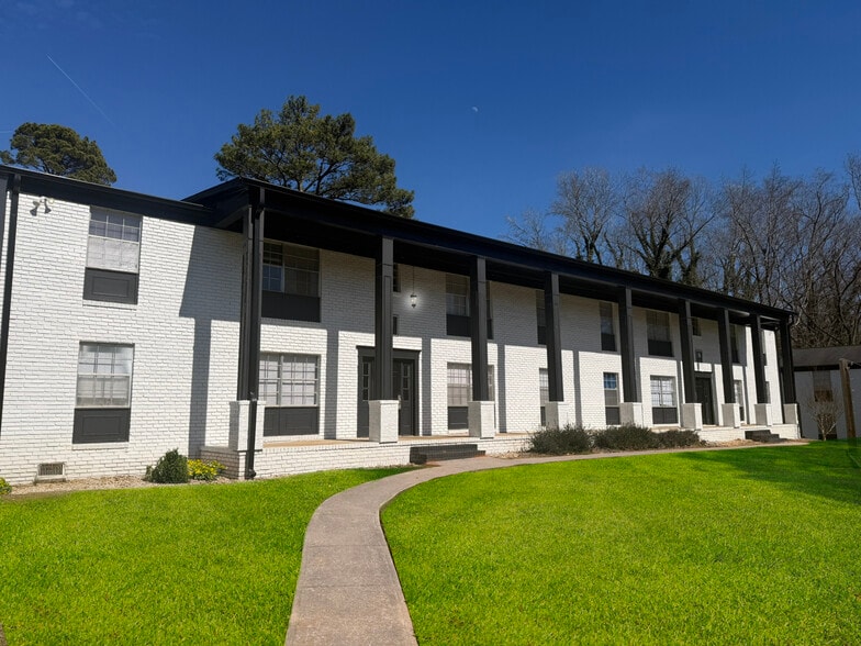 Primary Photo Of 235 Sycamore Dr, Athens Apartments For Sale