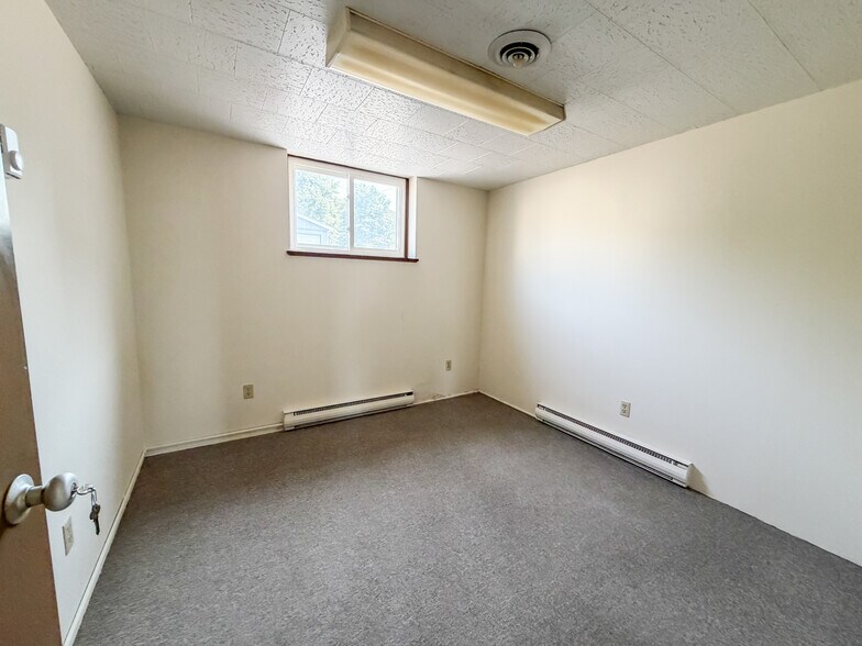 More Photos Of 510 Central Ave, Dunkirk Office For Sale