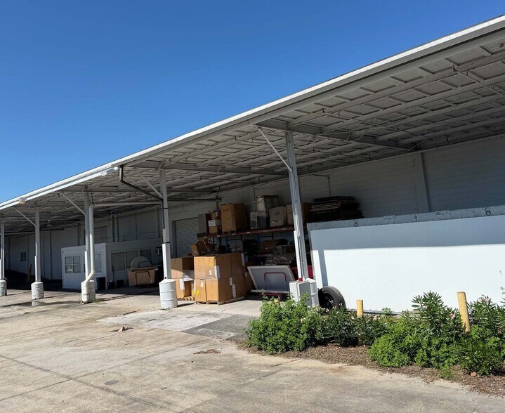 More Photos Of 155 S Edgewood Ave, Jacksonville Manufacturing For Lease