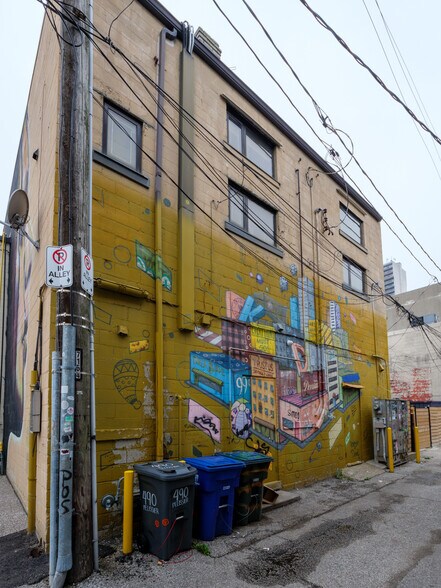 More Photos Of 484 Pelissier St, Windsor Office For Sale