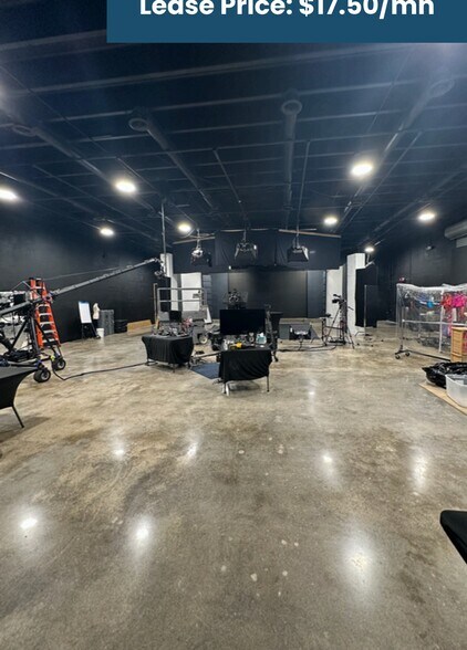 More Photos Of 3055-3075 SW 28th St, Miami Warehouse For Sale