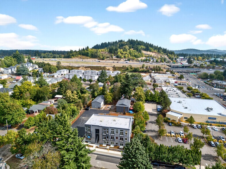 More Photos Of 3254 SE 90th Pl, Portland Apartments For Sale