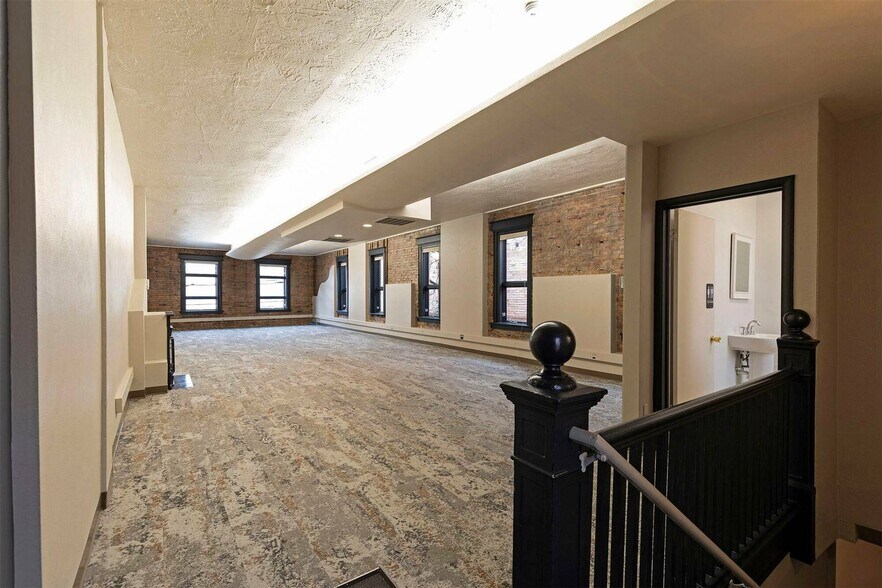 More Photos Of 125 1/2 W Main St, Missoula Office Residential For Sale