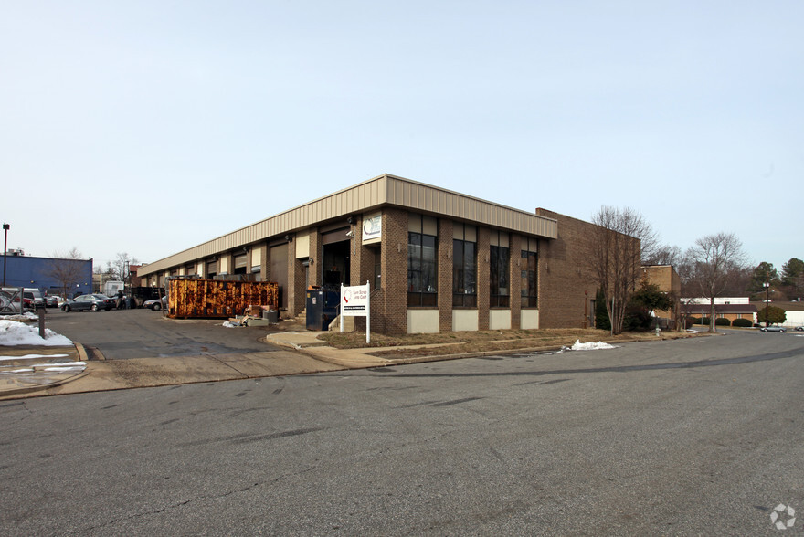 Primary Photo Of 8032-8046 Fernham Ln, Forestville Warehouse For Lease