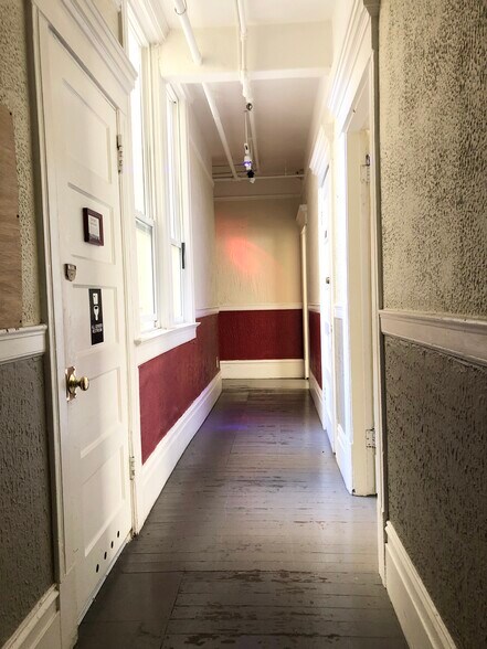More Photos Of 1659-1665 Haight St, San Francisco Hotel For Lease