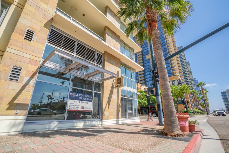More Photos Of 868 W Ash St, San Diego Apartments For Lease