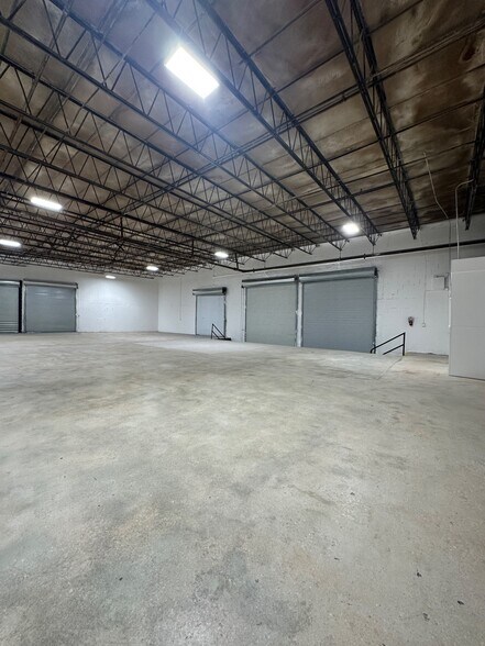 More Photos Of 7441-7571 NW 78th St, Medley Warehouse For Lease