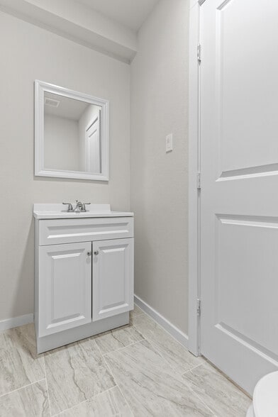 More Photos Of 8330 Carvel Ln, Houston Apartments For Sale