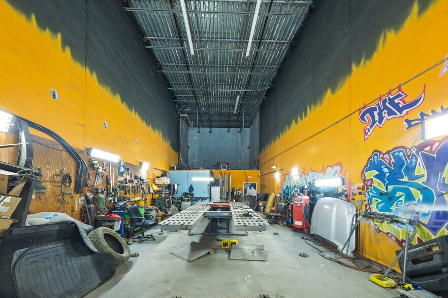 More Photos Of 15420 SW 136th St, Miami Service For Lease