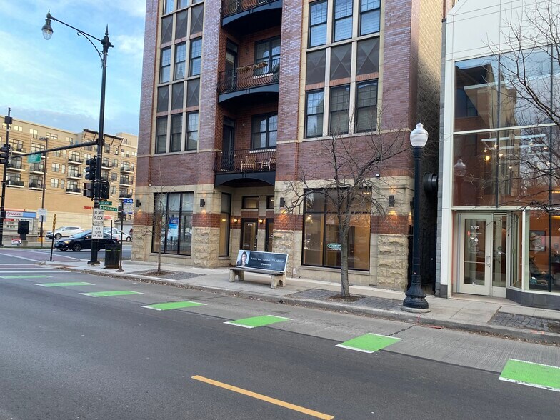 More Photos Of 1701 W Belmont Ave, Chicago Apartments For Sale