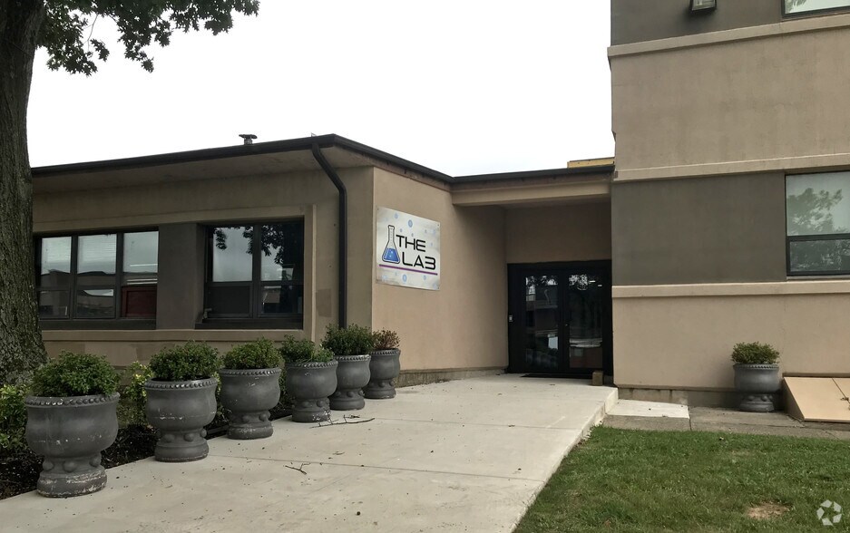 More Photos Of 780 Falcon Cir, Warminster Loft Creative Space For Lease