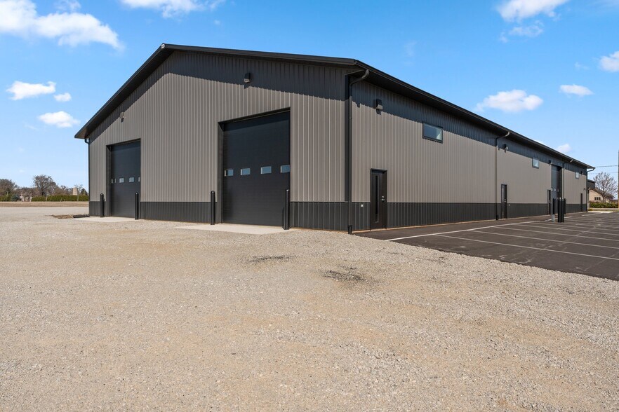 More Photos Of 280 Cr-325 E, Valparaiso Warehouse For Sale
