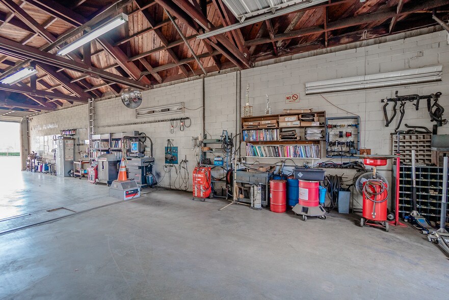 More Photos Of 12211 Hadley St, Whittier Auto Repair For Sale