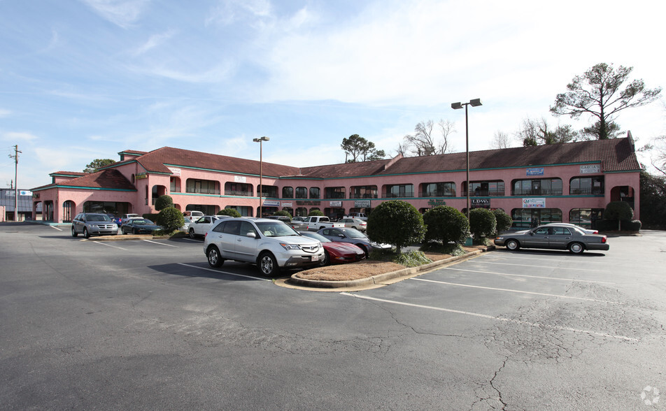 Primary Photo Of 3706 Mercer University Dr, Macon-Bibb Storefront Retail Office For Lease