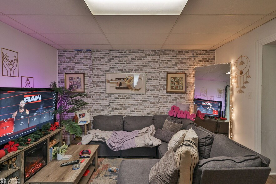 More Photos Of 1037 W Turner St, Allentown Multifamily For Sale