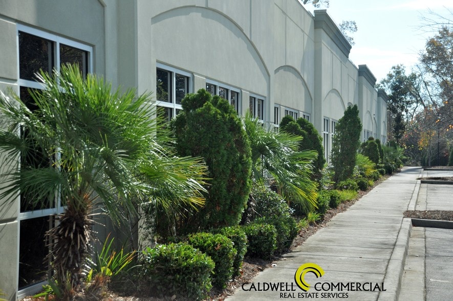 More Photos Of 5617 N Rhett Ave, North Charleston Research And Development For Lease