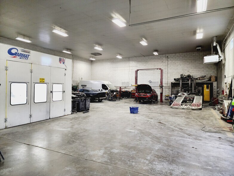More Photos Of 9114 Owens Dr, Manassas Park Storefront Retail Office For Sale