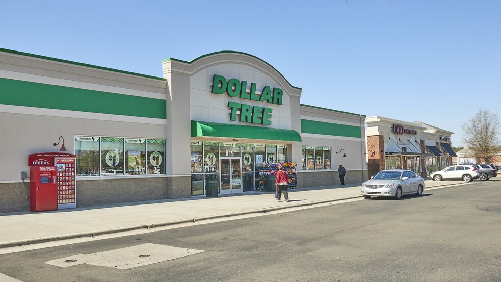 More Photos Of 525 Hampton Pointe Blvd, Hillsborough Unknown For Lease