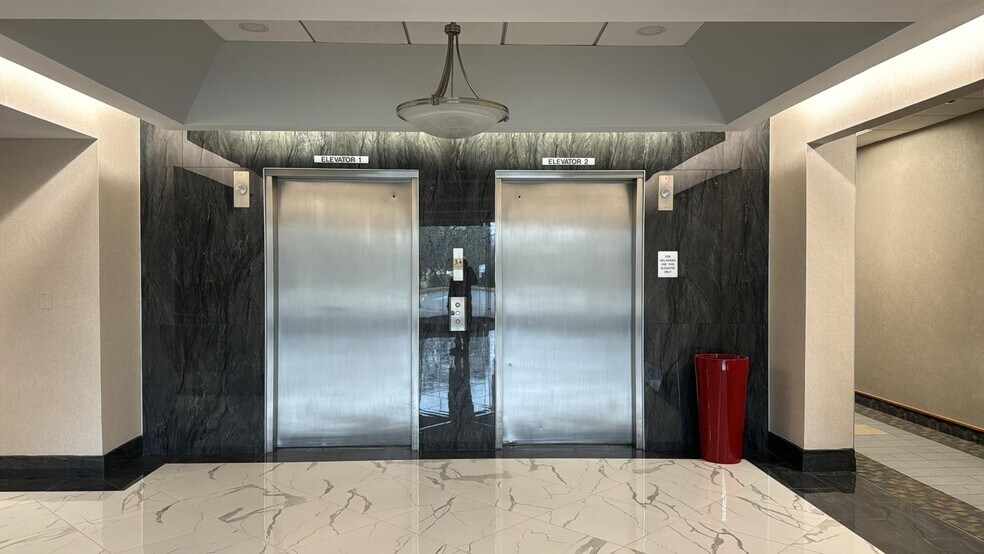 More Photos Of 100 Davidson Ave, Somerset Office For Lease